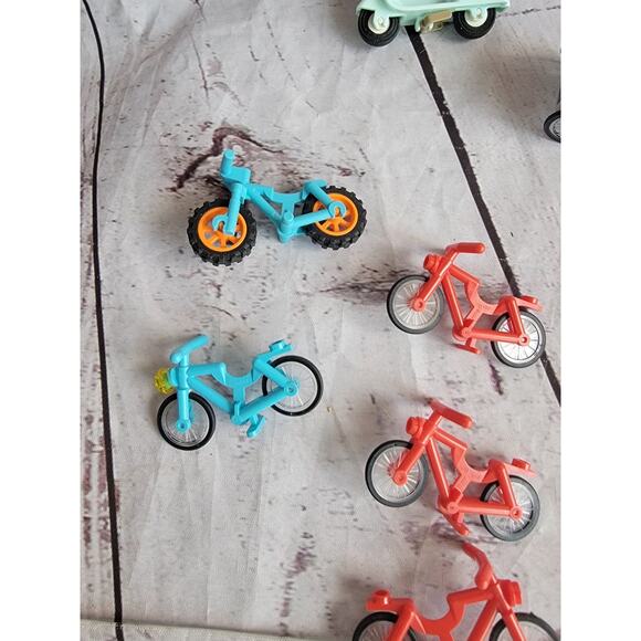 Lego Dollies bicycle Wheelbarrow Skateboards Shopping Cart Scooter Lot Of 22 - Picture 3 of 7